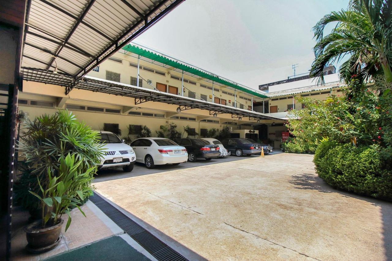 Rajata Hotel Bangkok Exterior foto