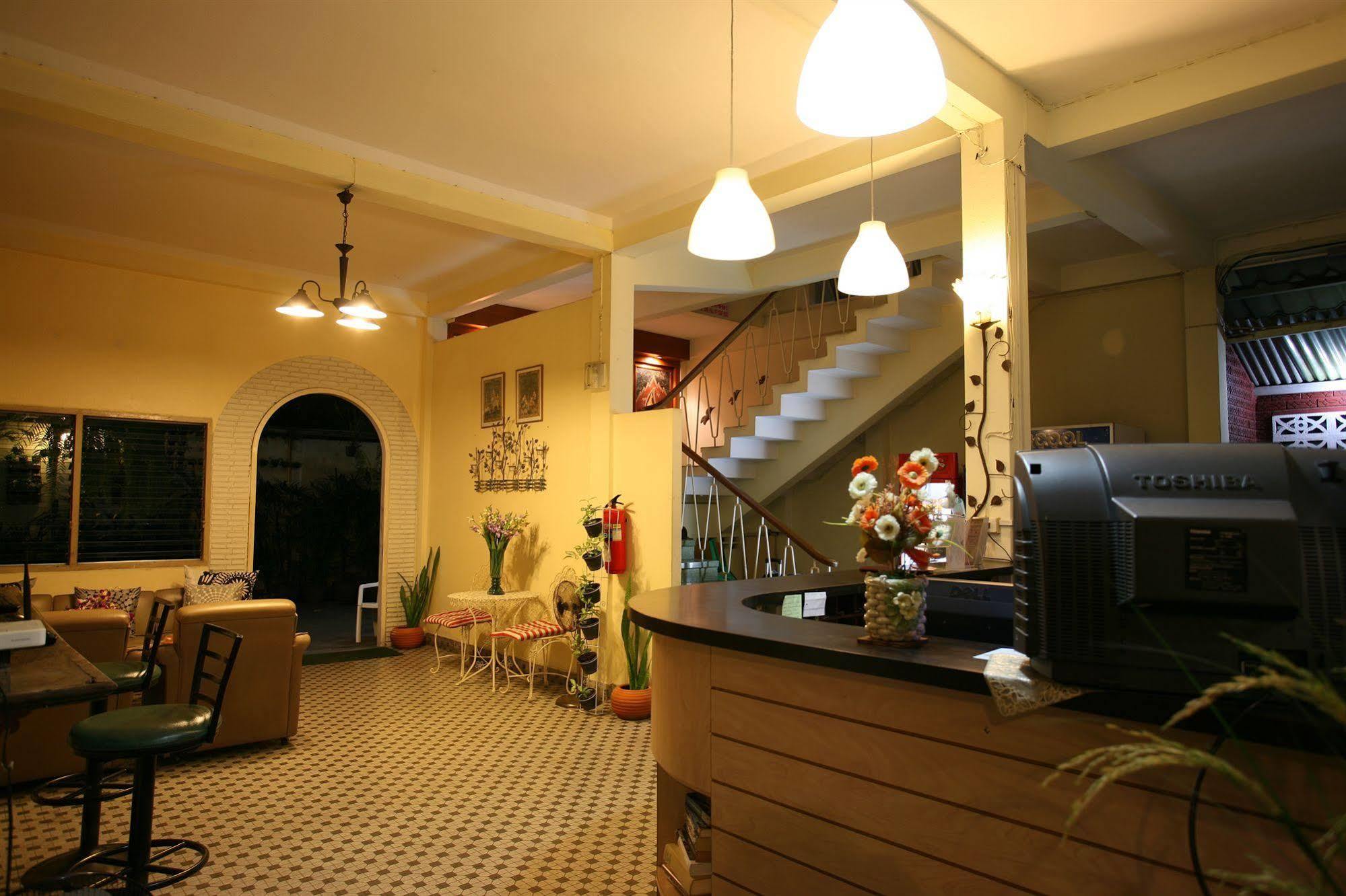 Rajata Hotel Bangkok Exterior foto